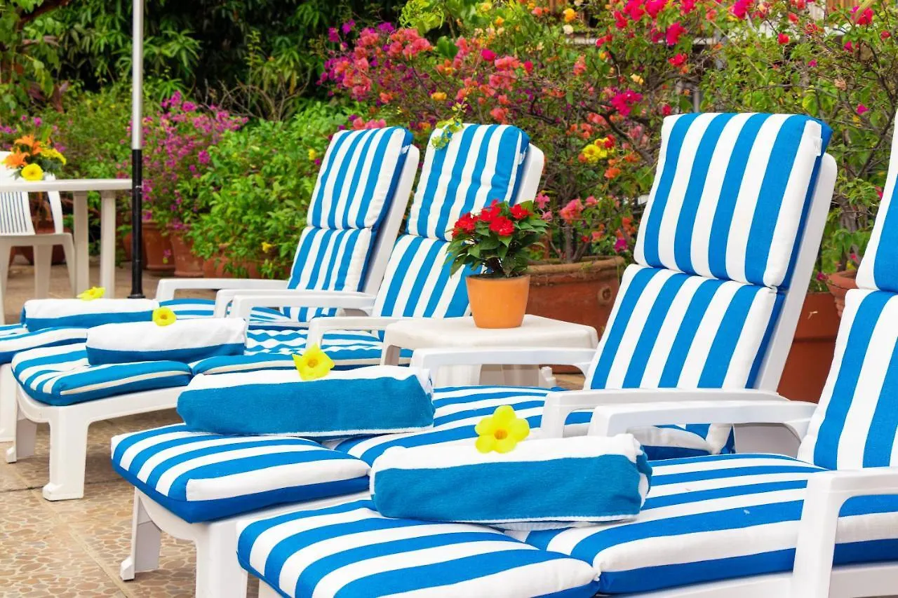 Hotel Posada De Roger 푸에르토 발라타