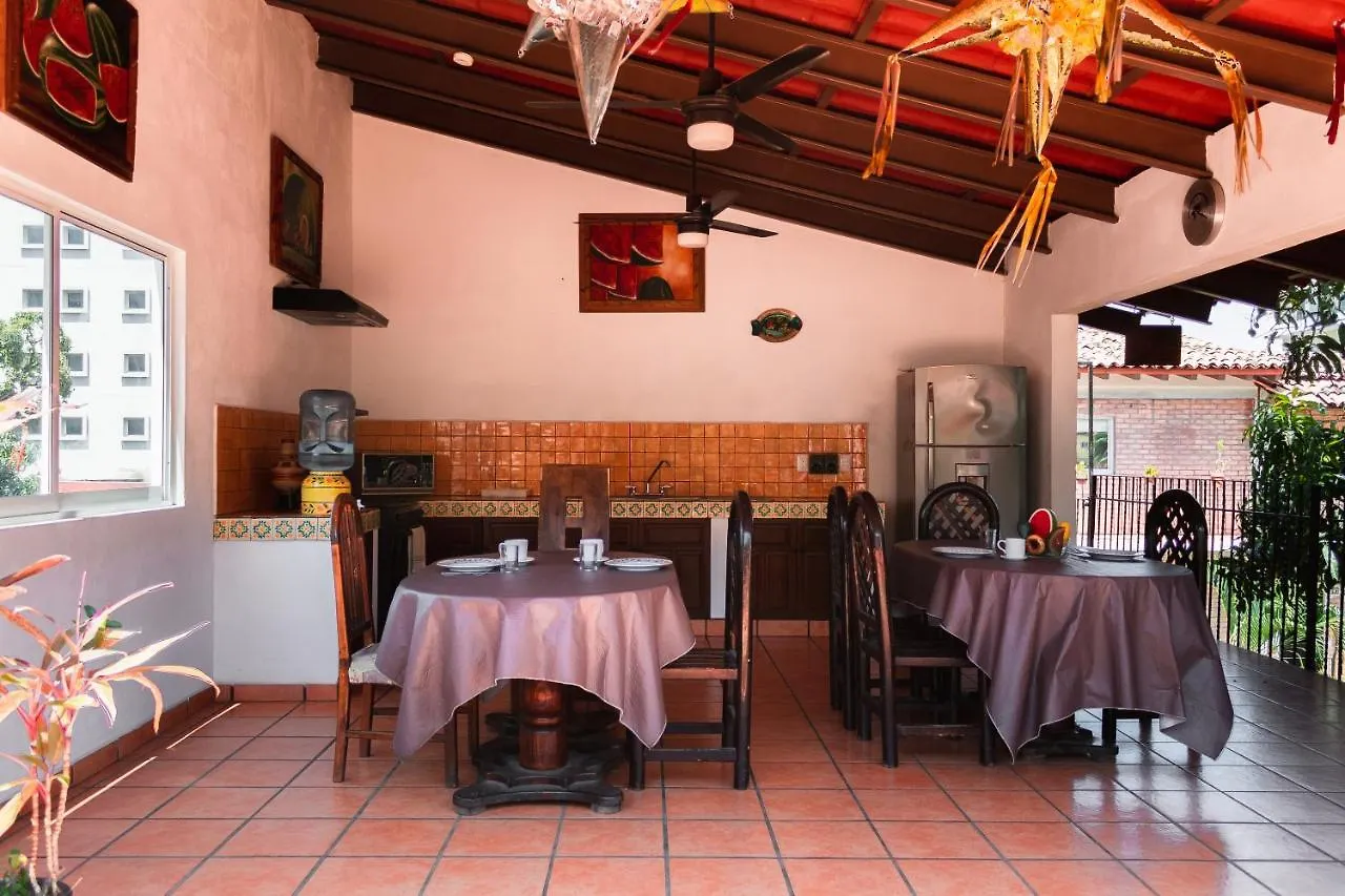 ***  Hotel Posada De Roger Puerto Vallarta México